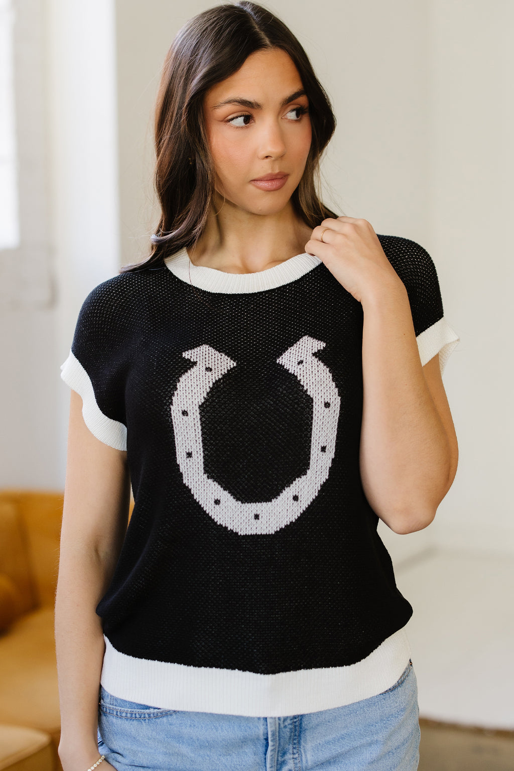 Black Horse Shoe Short Sleeve Sweater