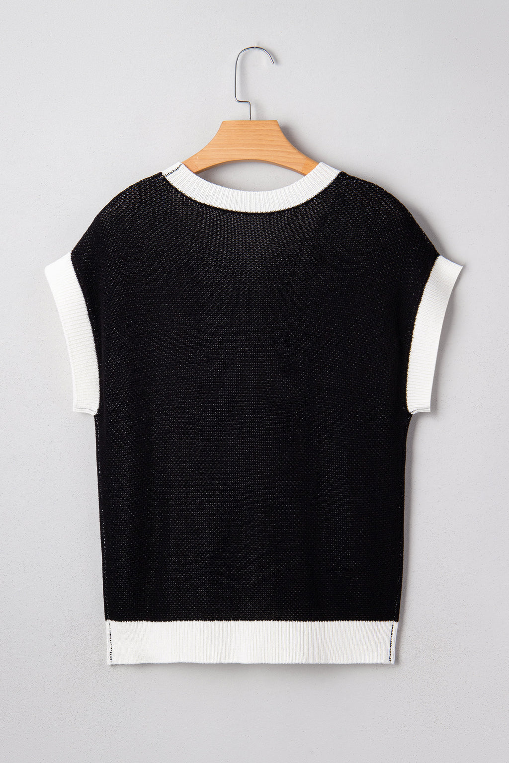 Black Horse Shoe Short Sleeve Sweater